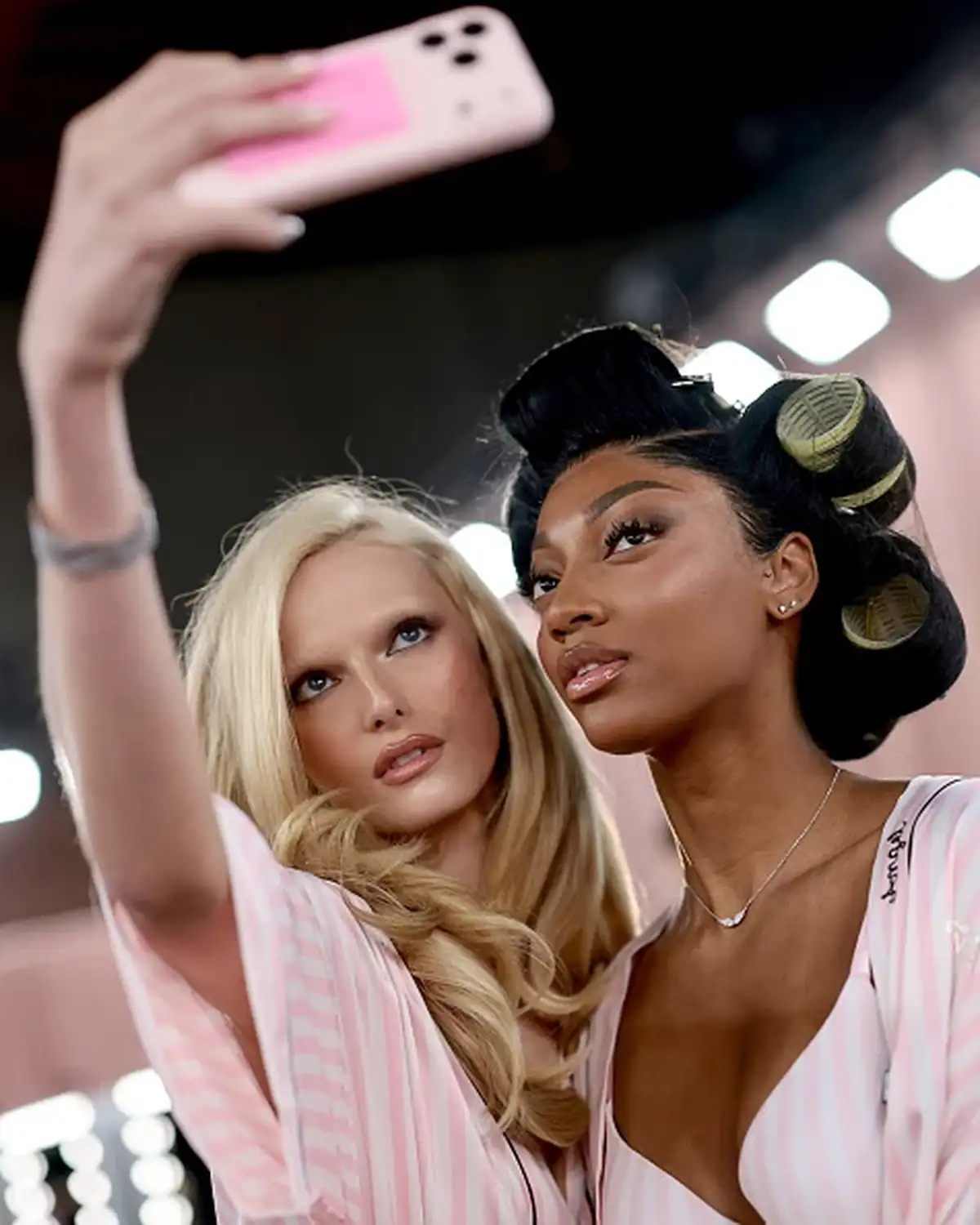 Victoria’s Secret 2025: Магія природності на великому подіумі 1